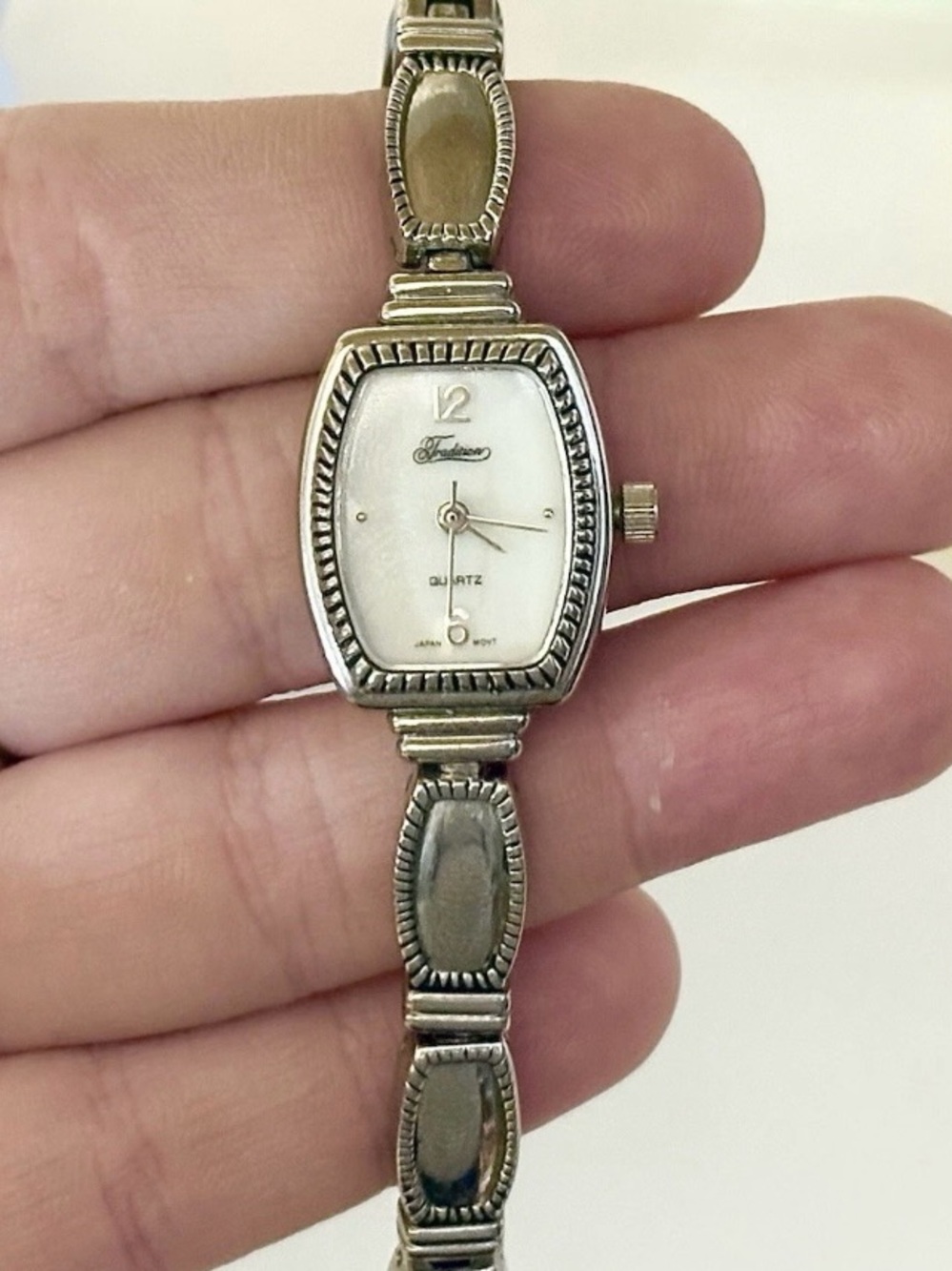 Vintage Tradition Mother of Pearl Ornate Beaded Rope Bracelet Watch WORKS!